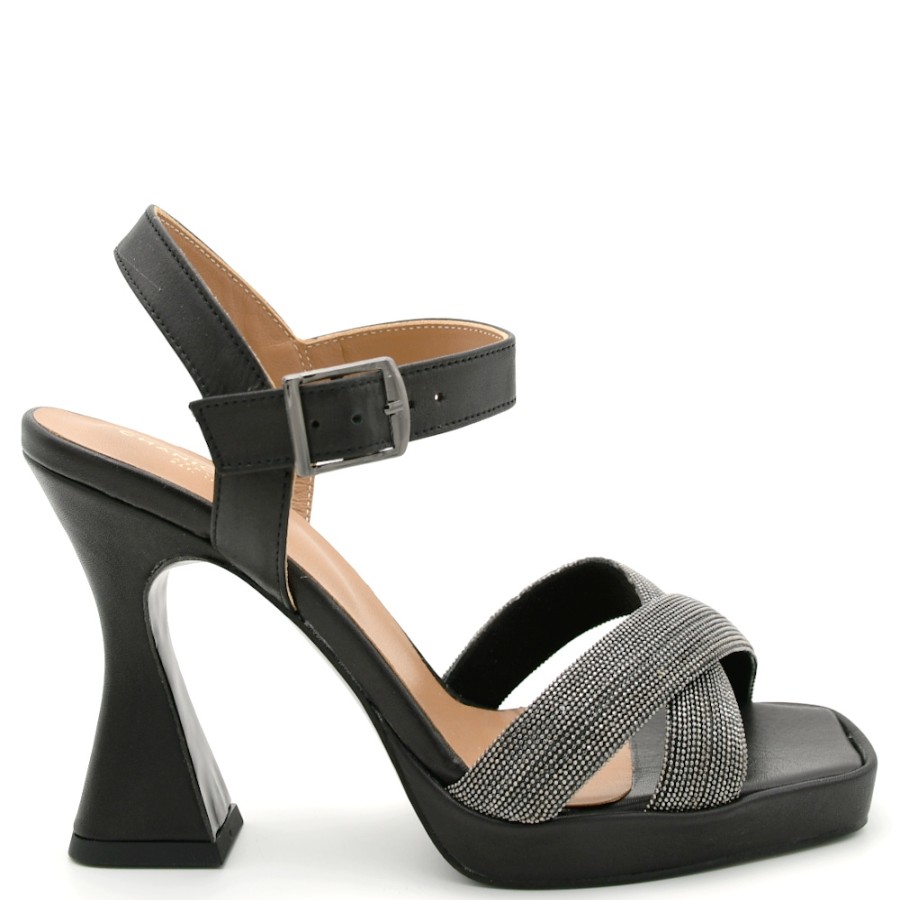 Sandals With Thick Heel | CHANIOTAKIS Women'S Sandals In Black Leather