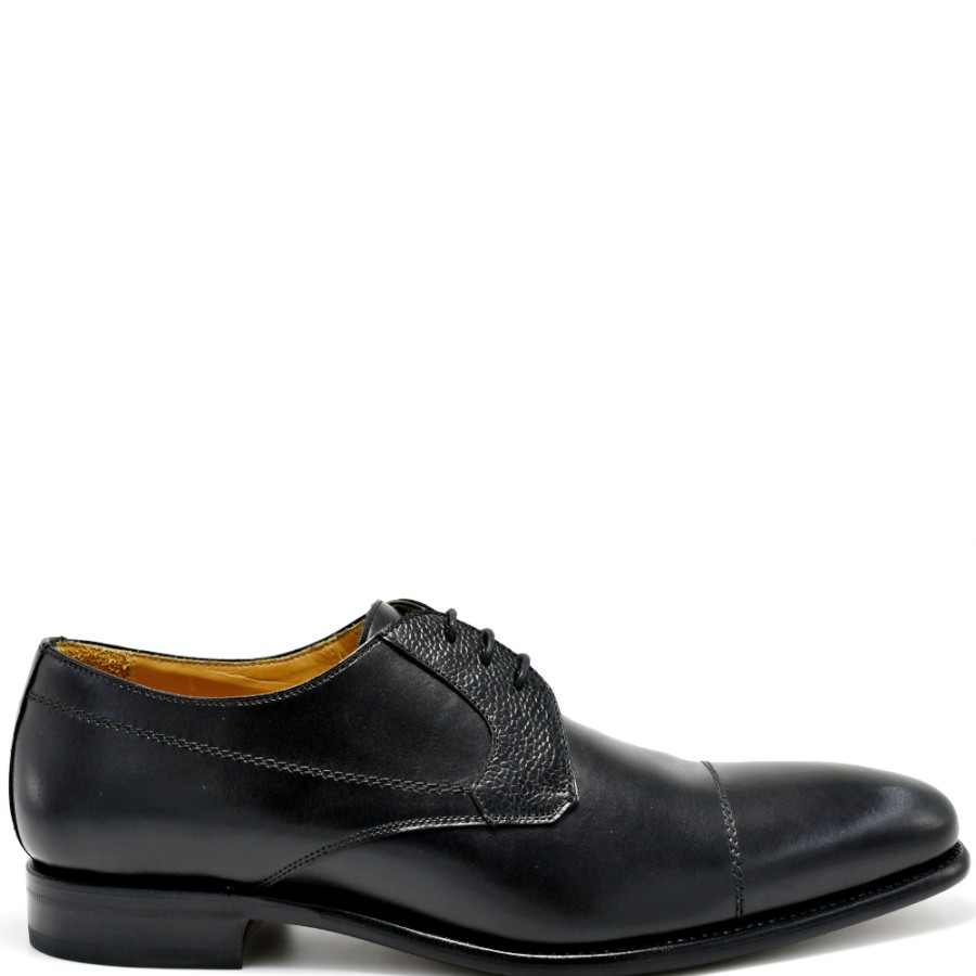 Derbies | BERWICK 1707 Derbies